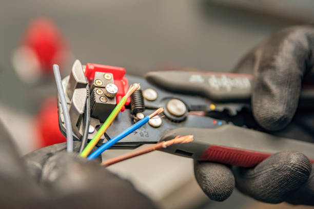 Best Outdoor Lighting Installation  in Jonesboro, IL